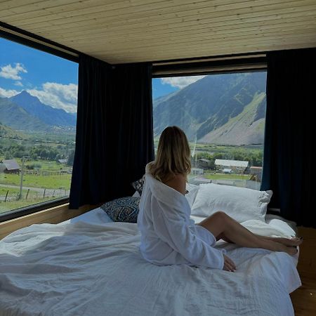 Kazbegi Inn Cottages Esterno foto