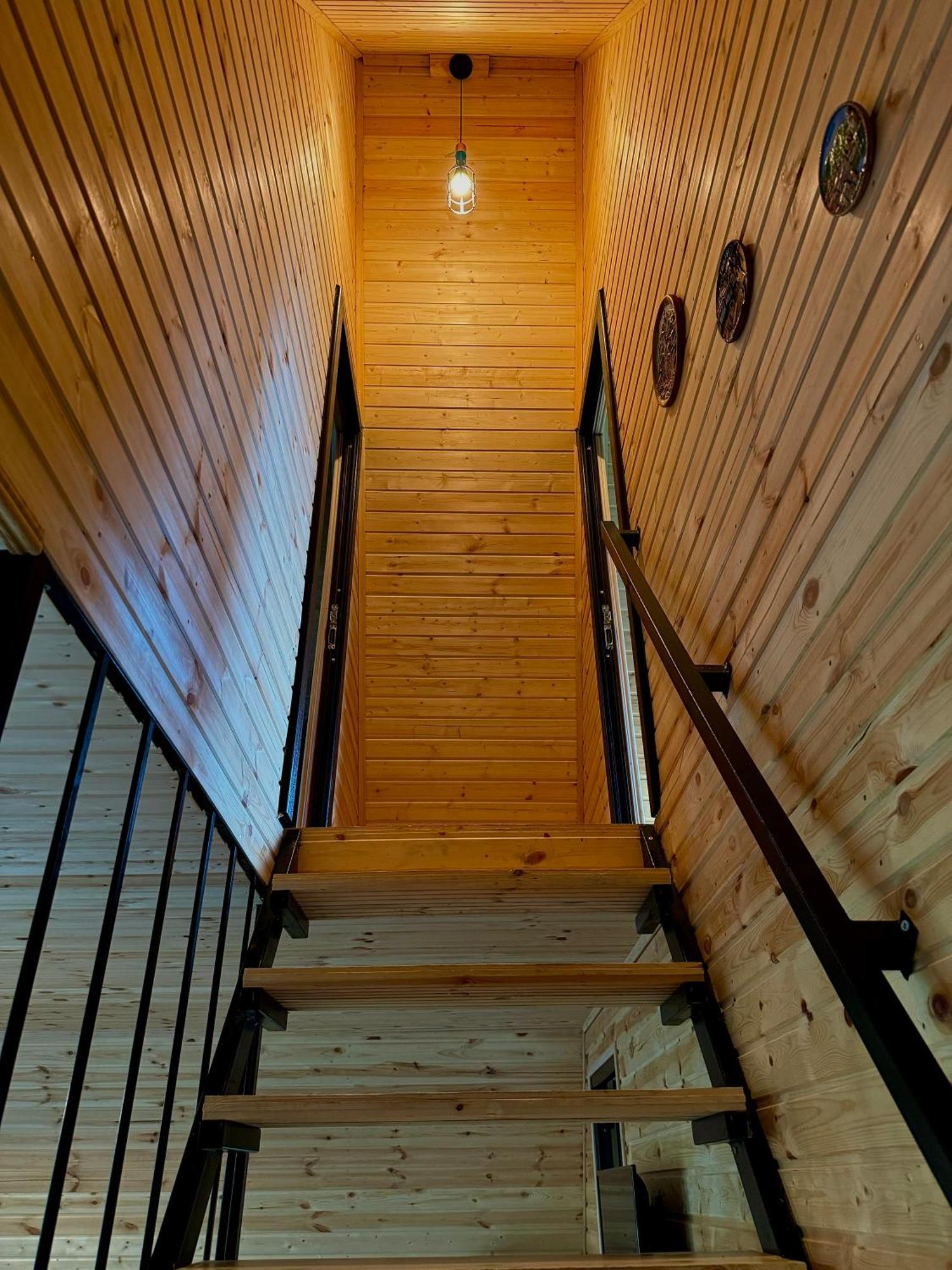 Kazbegi Inn Cottages Esterno foto