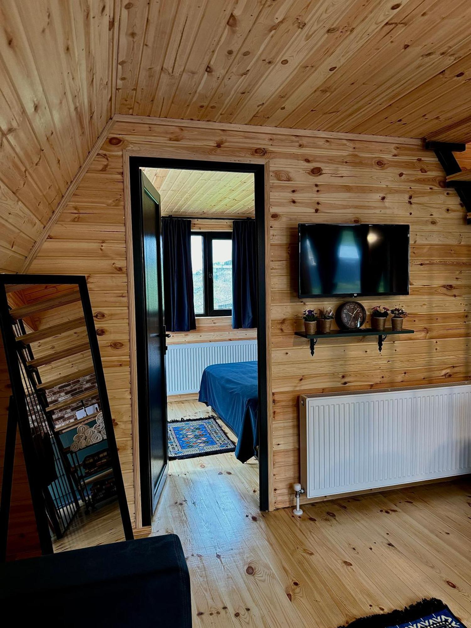 Kazbegi Inn Cottages Esterno foto