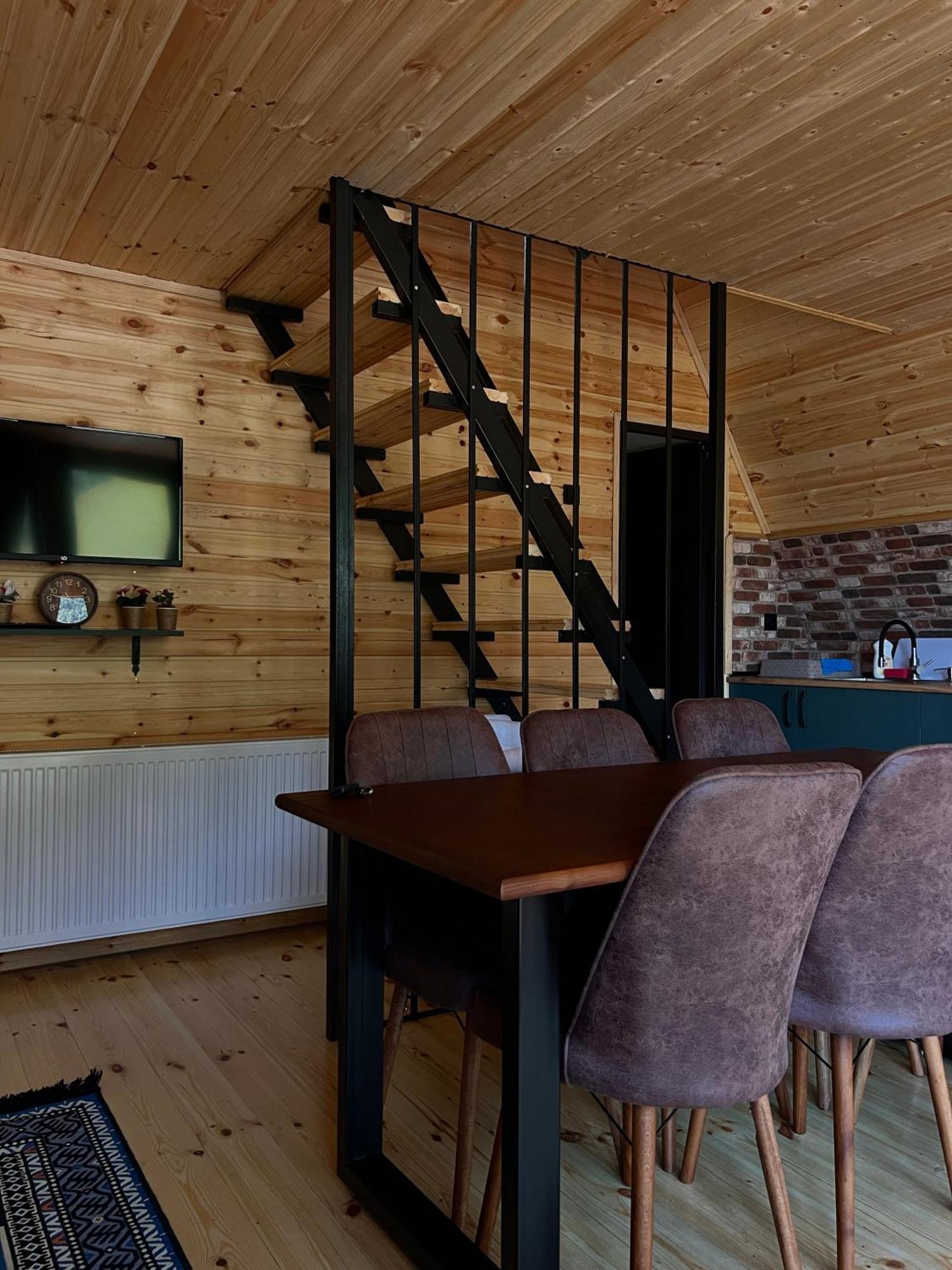 Kazbegi Inn Cottages Esterno foto
